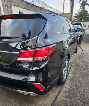Hyundai Santa Fe Limited Ultimate AWD 2018 Black