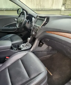 Hyundai Santa Fe Limited Ultimate AWD 2018 Black