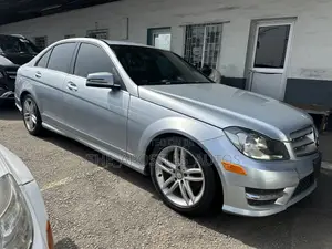 Mercedes-Benz C300 2014 Gray
