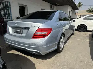 Mercedes-Benz C300 2014 Gray