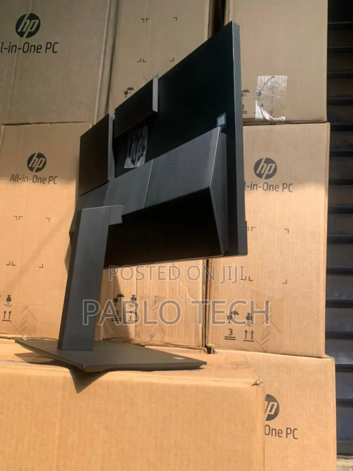 New Desktop Computer HP ProOne 600 G3 8GB Intel Core I5 HDD 1T