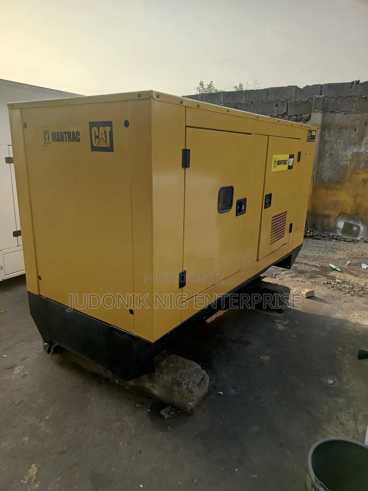 100kva 1000series Cat Generator