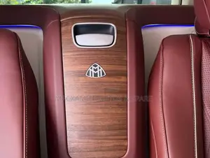 New Mercedes-Benz GLS-Class 2024 Burgundy
