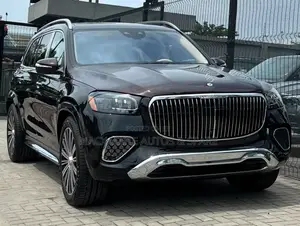 New Mercedes-Benz GLS-Class 2024 Burgundy