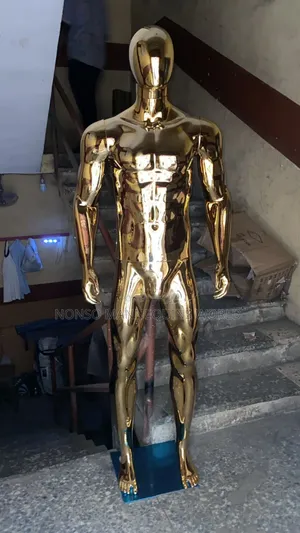 Faceless Huge Gold Display Mannequin