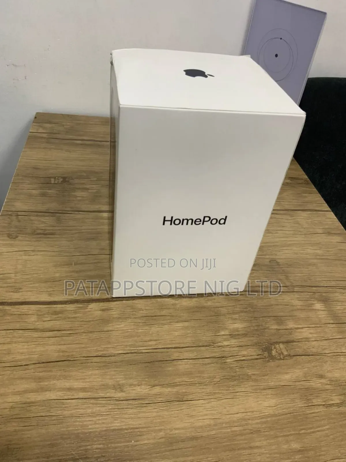 Apple Beats Pill Plus