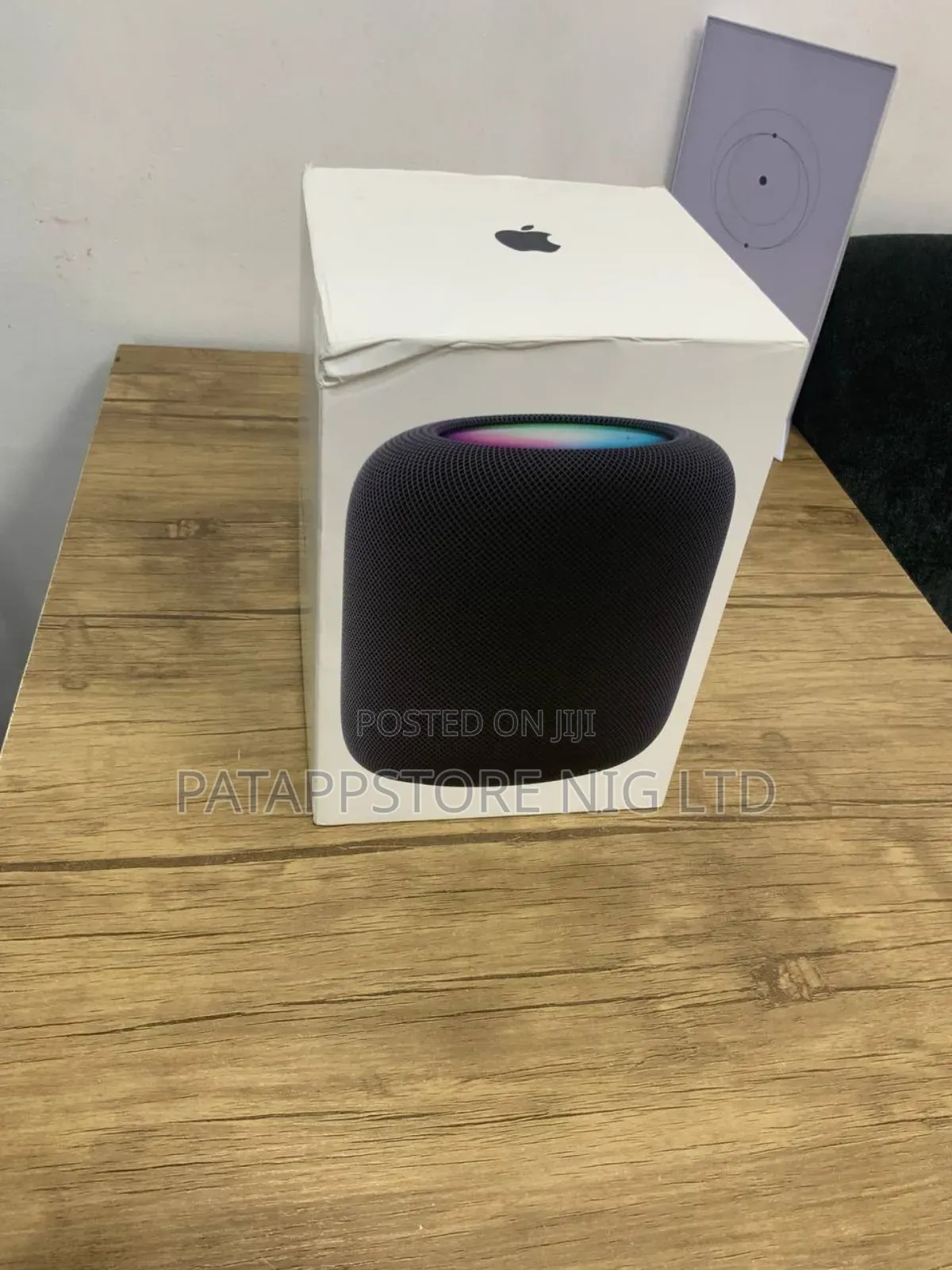 Apple Beats Pill Plus
