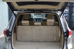 Toyota Highlander 2015 Gold