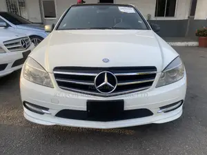 Mercedes-Benz C300 2010 White