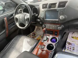 Toyota Highlander Limited 2012 Gray