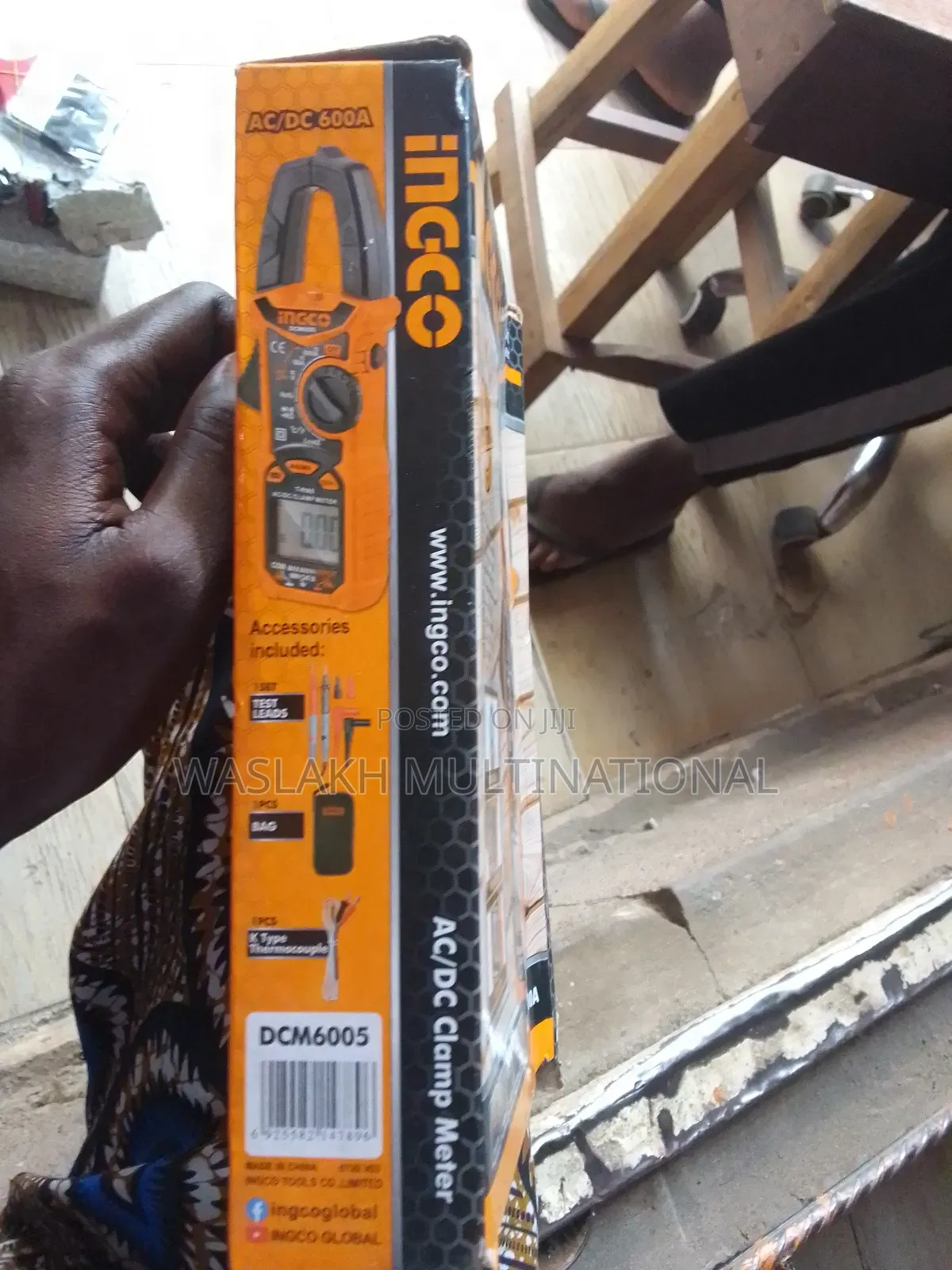 Ac/Dc Clamp Meter