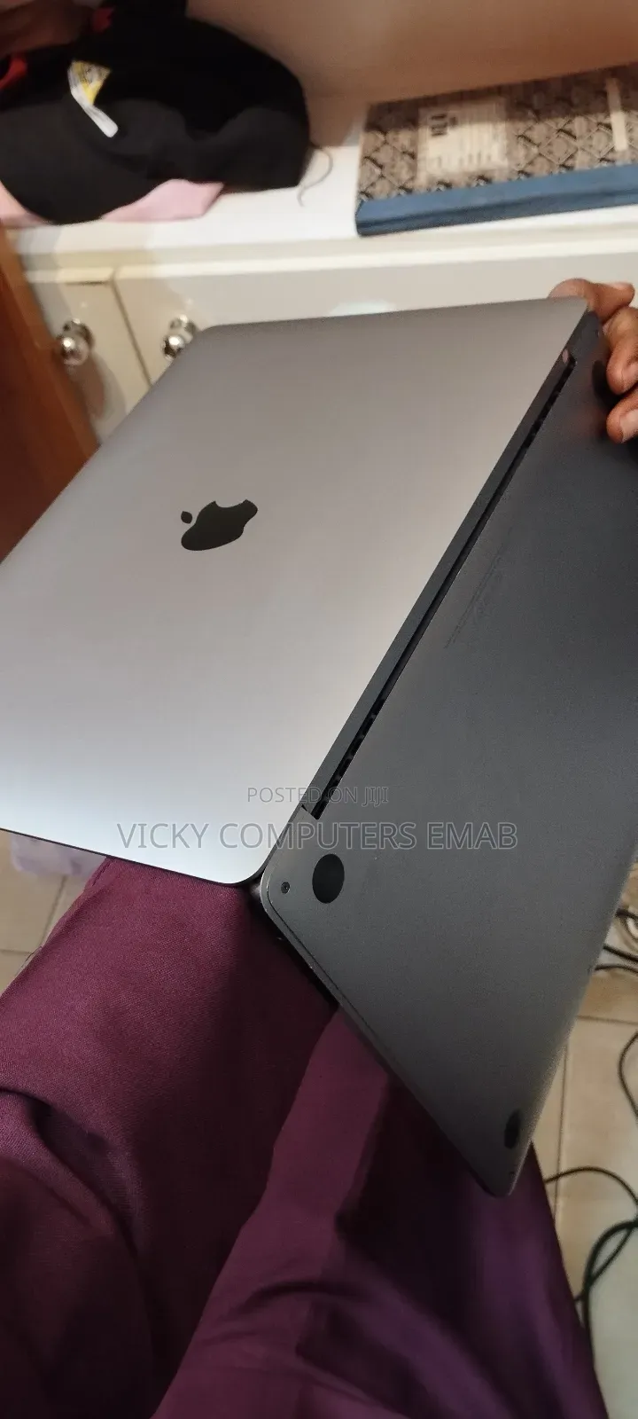 Laptop Apple MacBook Pro 2017 8GB Intel Core I5 SSD 128GB