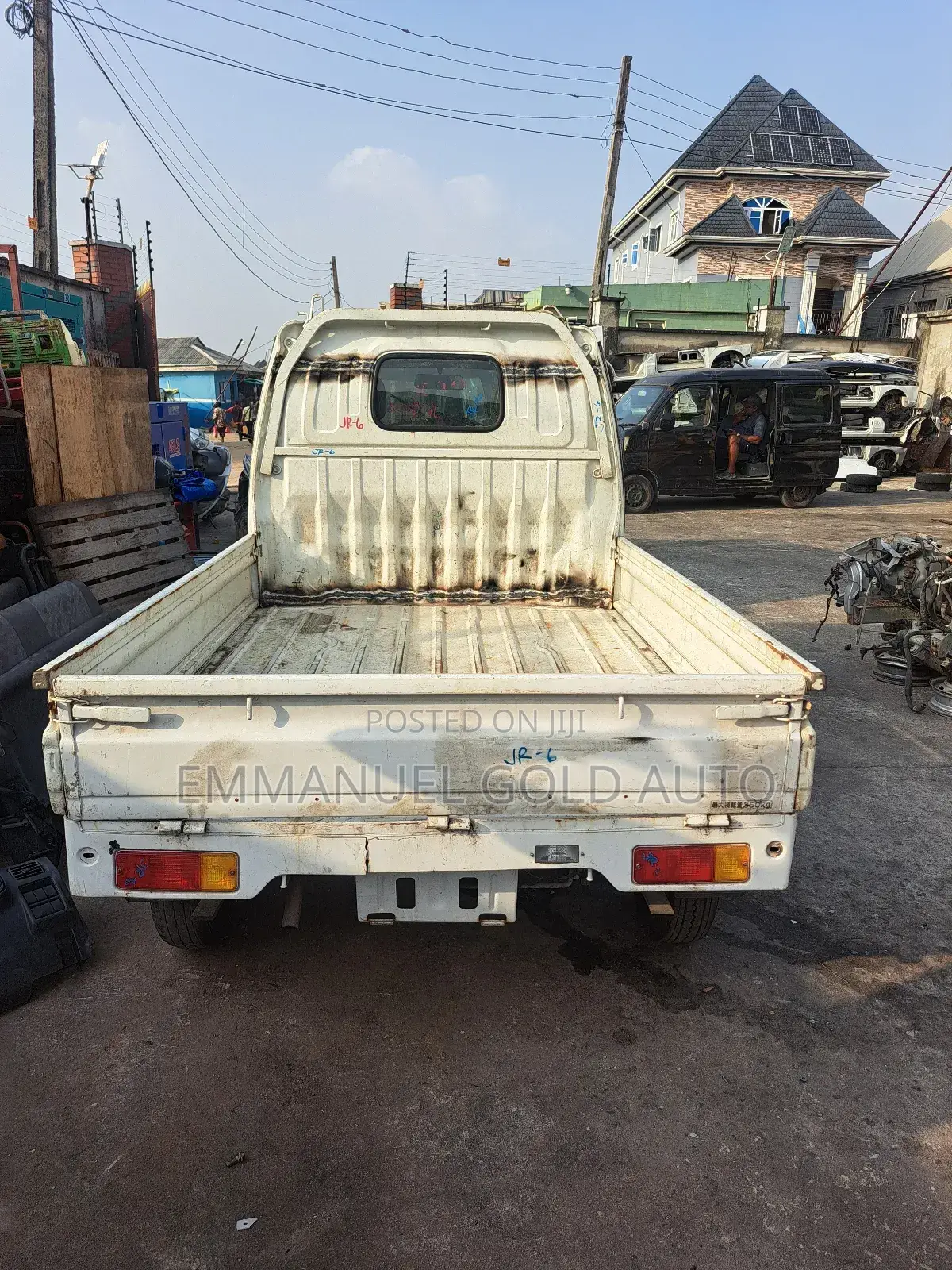 Suzuki APV Minibus 2010 White