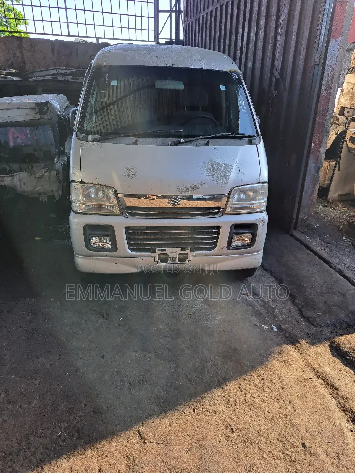 Suzuki APV Minibus 2010 White