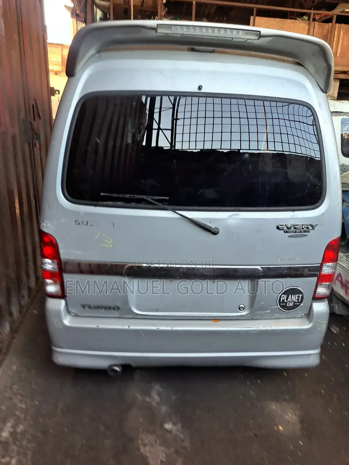 Suzuki APV Minibus 2010 White