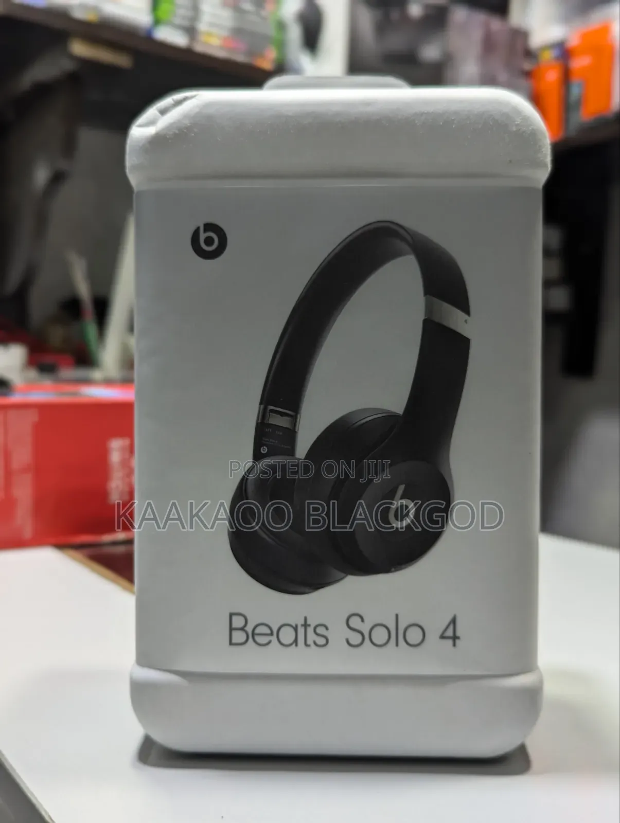 Beats Solo 4