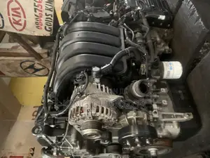 Hyundai Elantra 012