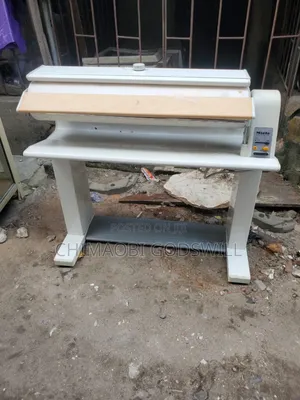 Duvet and Calendar Presser Machine and Bedsheets Machine
