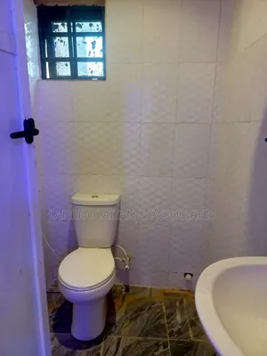 4bdrm Block of Flats in Arepo, Yahwab Estate, Obafemi-Owode for sale