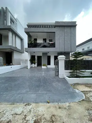 4bdrm Duplex in Lekki for sale