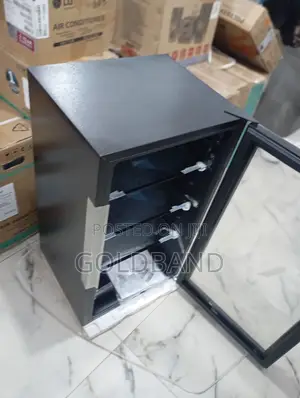 Hisense 91L Beverage Cooler Jc-94 (Frost Free)
