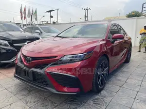 Toyota Camry 2022 Red