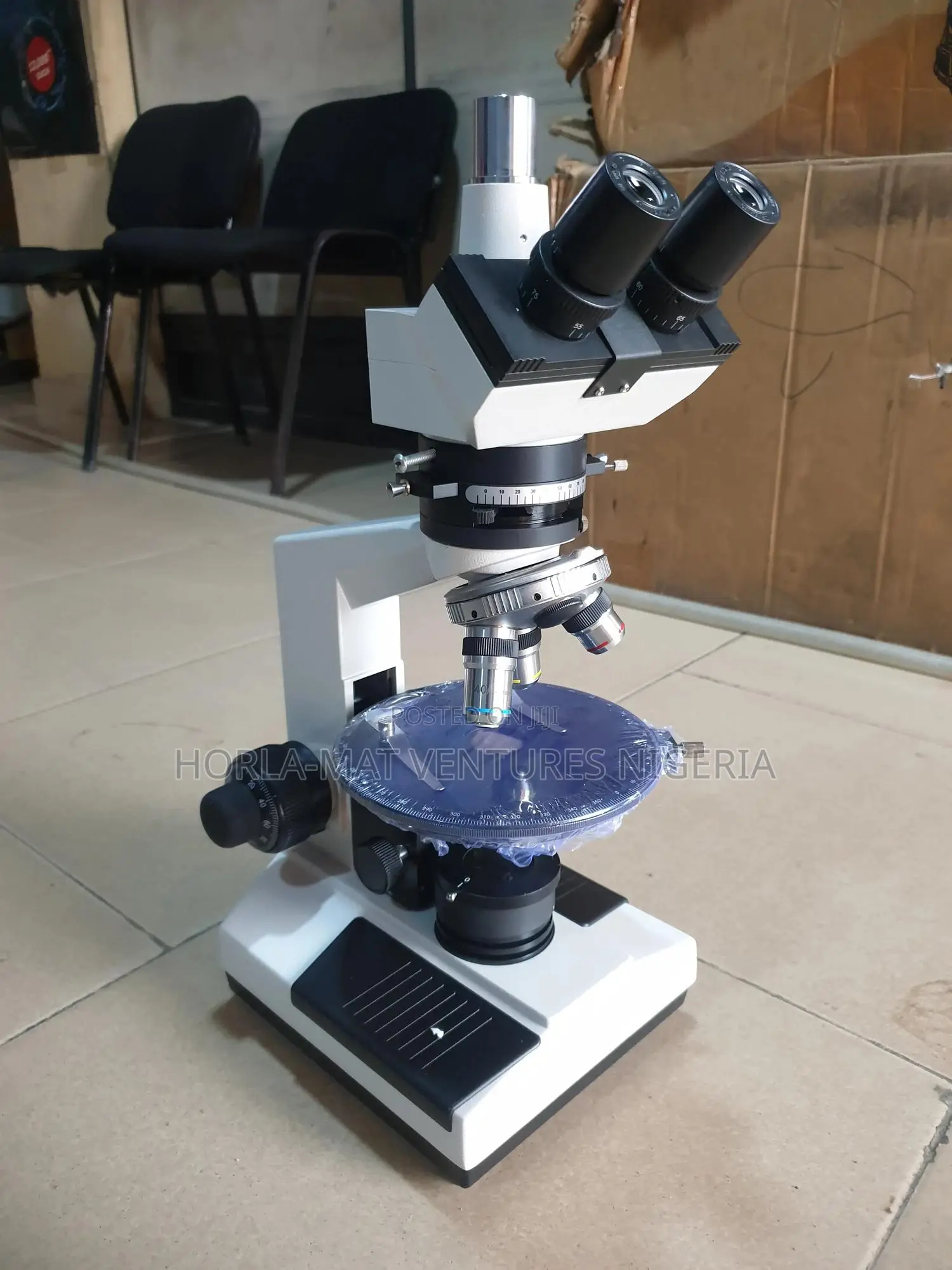 Trinocular Polarized Microscope