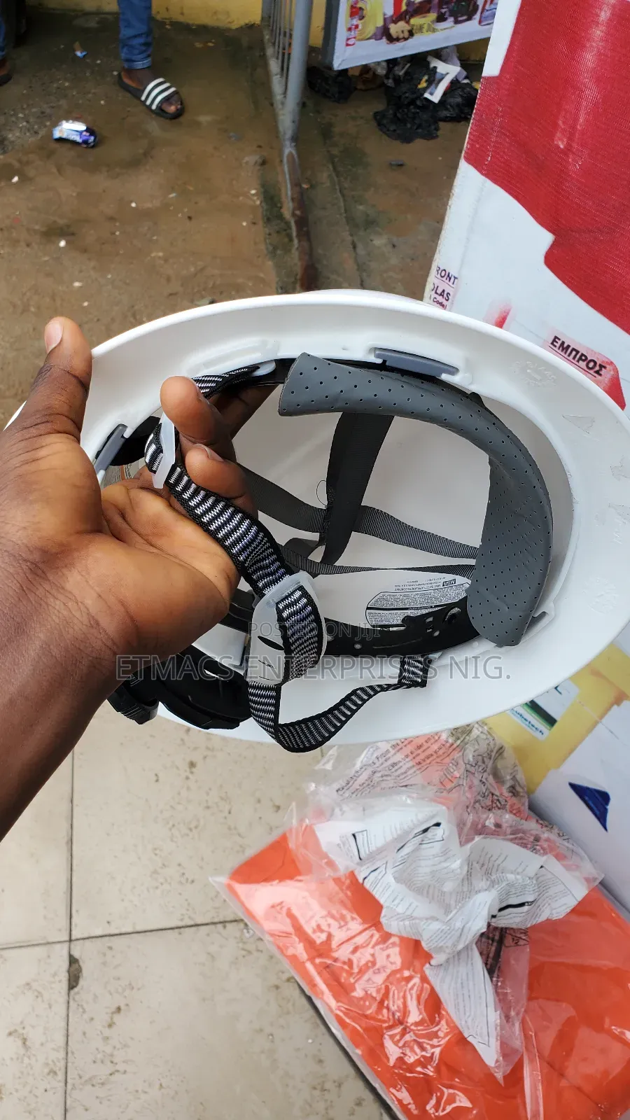 Round Helmet