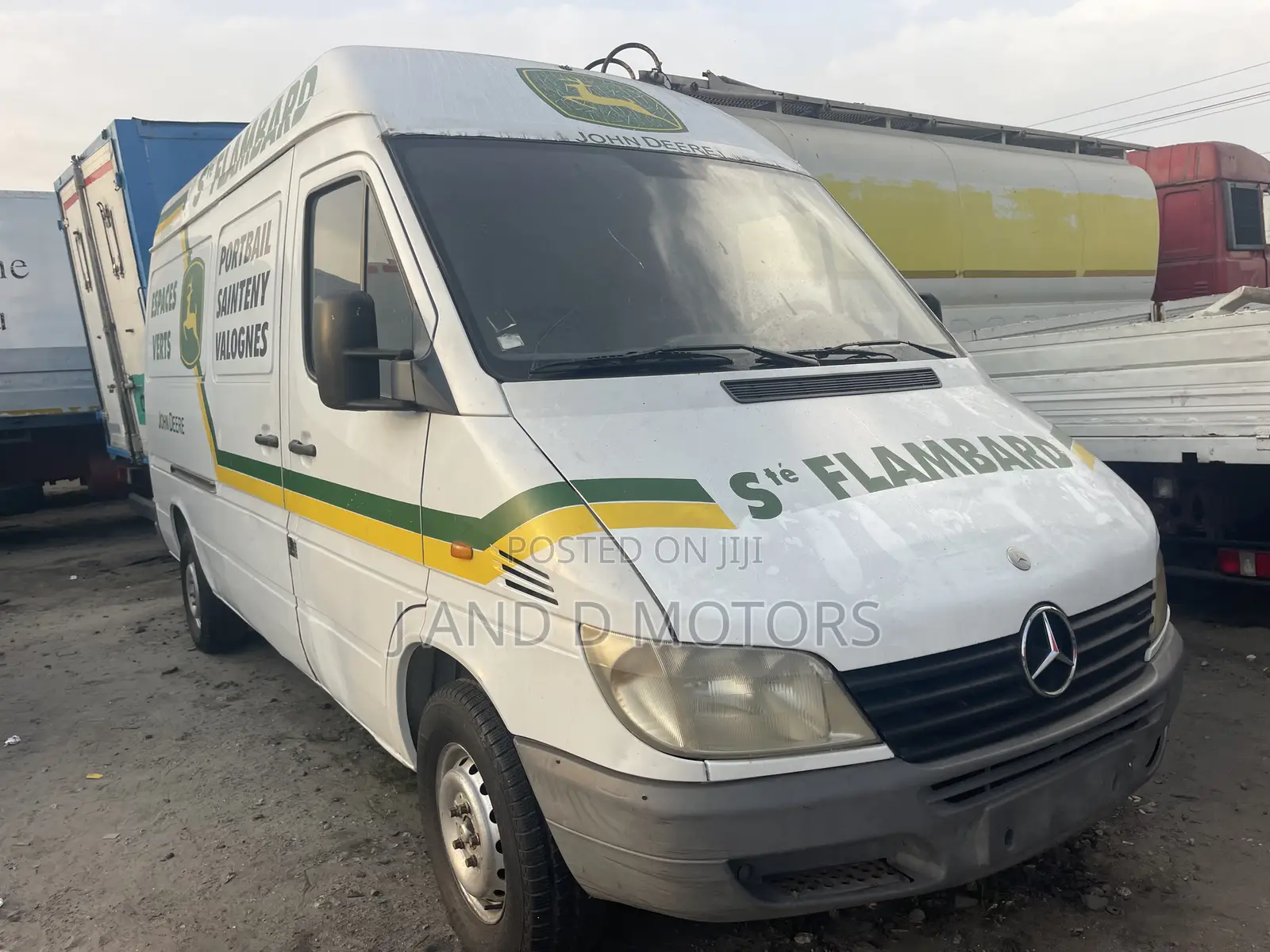 Mercedes-Benz Sprinter 2005 White