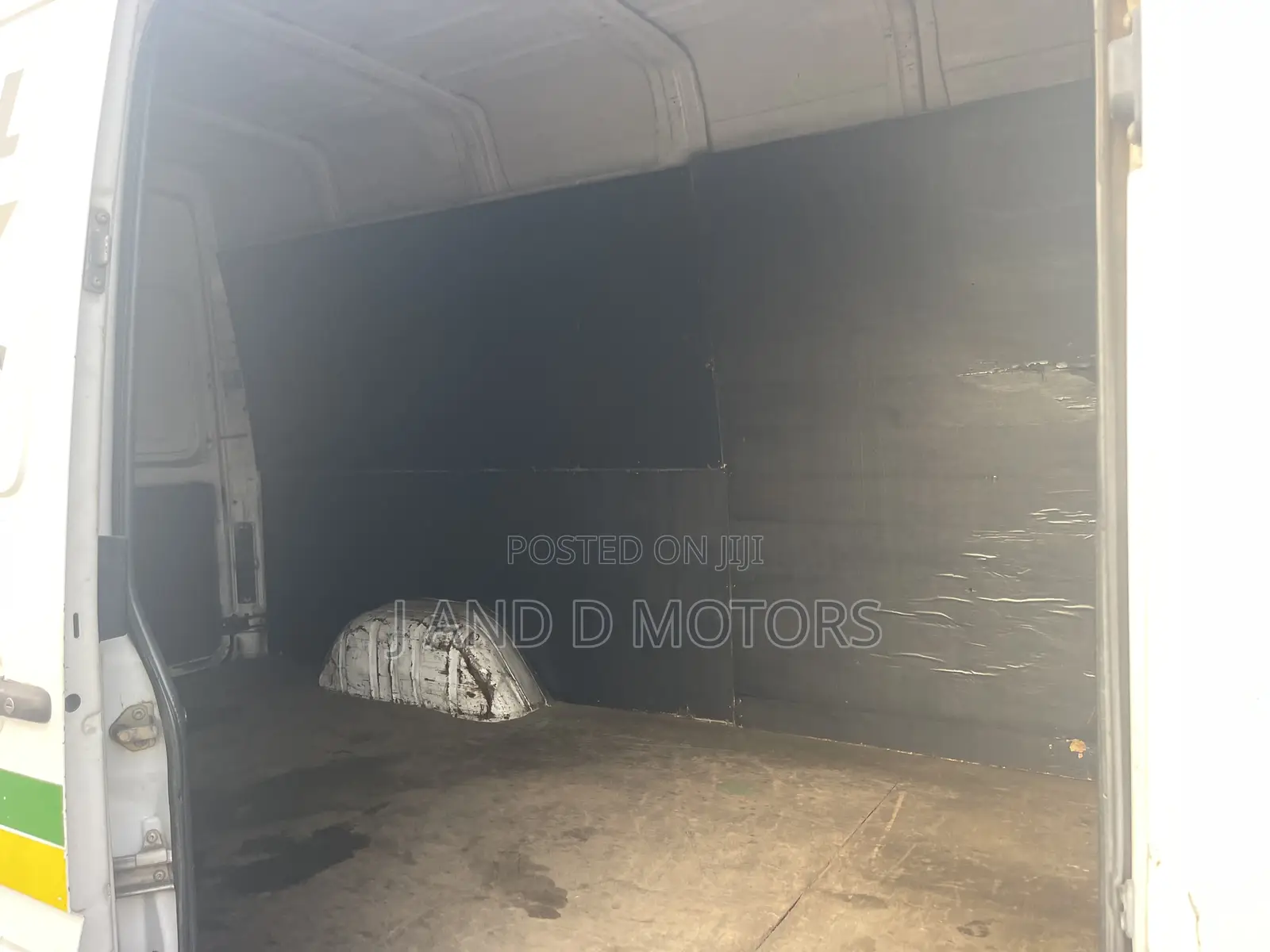 Mercedes-Benz Sprinter 2005 White