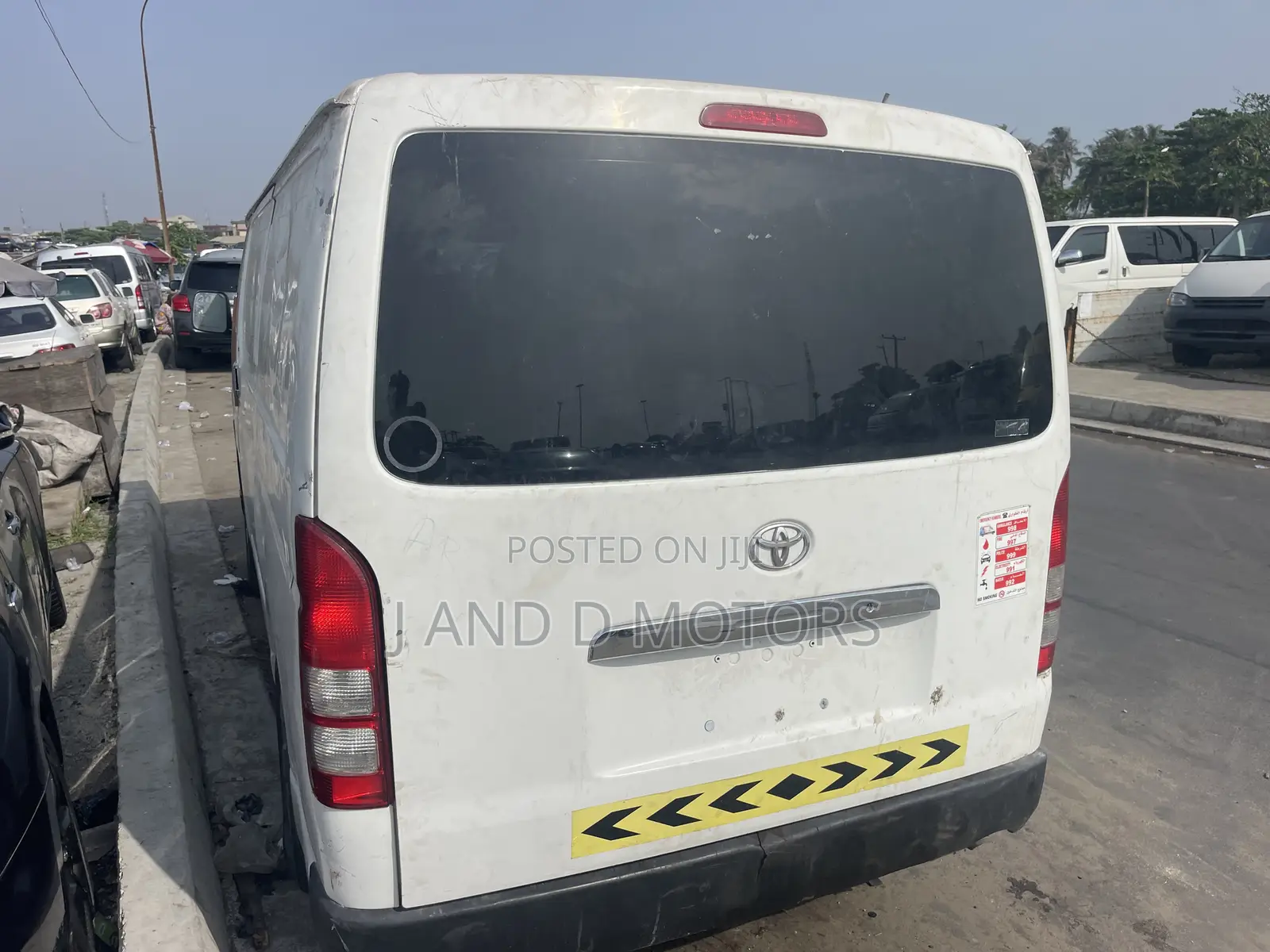 Toyota HiAce 2010 Silver