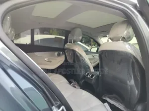 Mercedes-Benz C300 2016 Gray