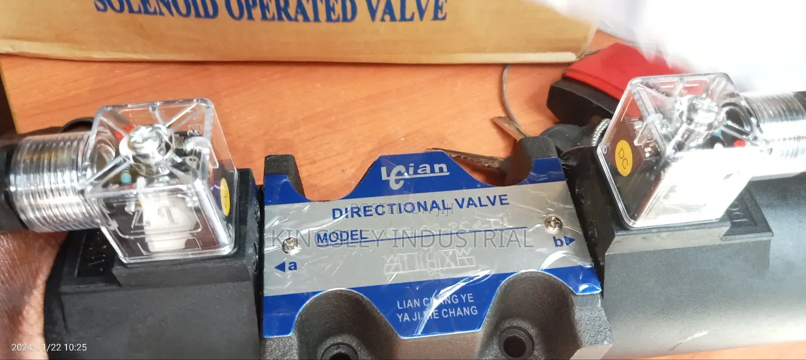 Yuken DSG-03-3C4-DL Hydraulic Valve