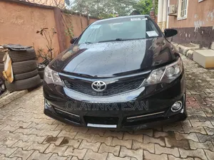 Toyota Camry SE 4dr Sedan (2.5L 4cyl 6A) 2013 Black