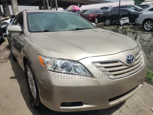 Toyota Camry 2008 Gold