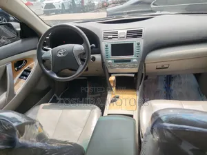 Toyota Camry 2008 Gold