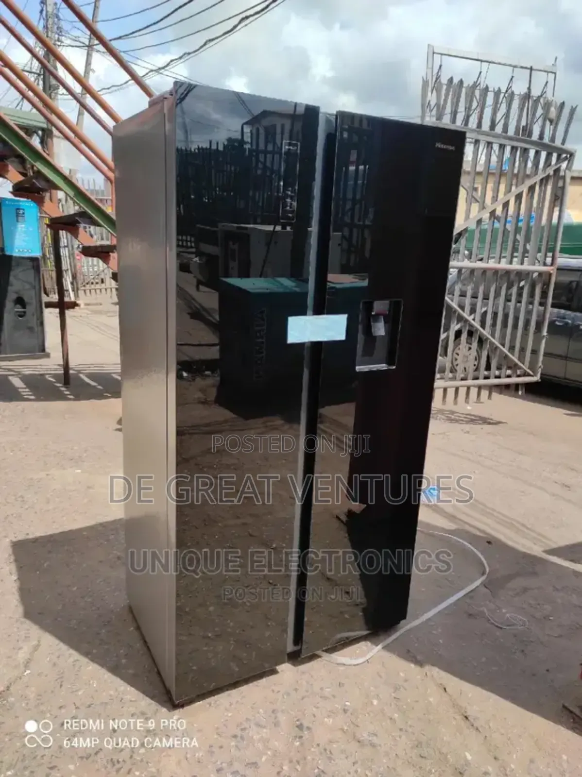 Brand New Hisense Side-Side 514L Refrigerator>>External>