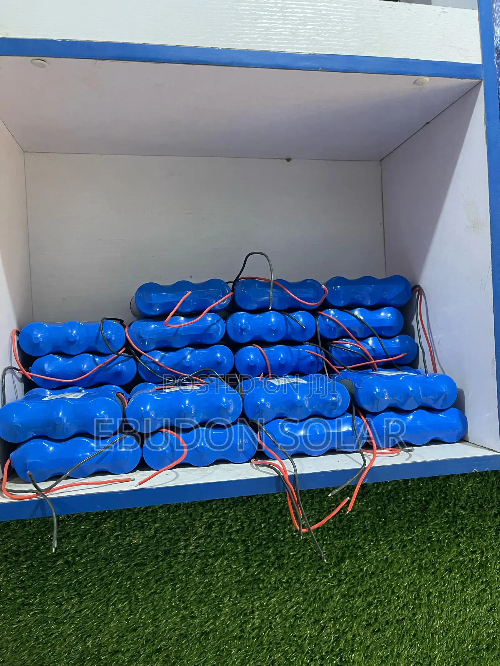 Solar Lithium Battery 3 in 1