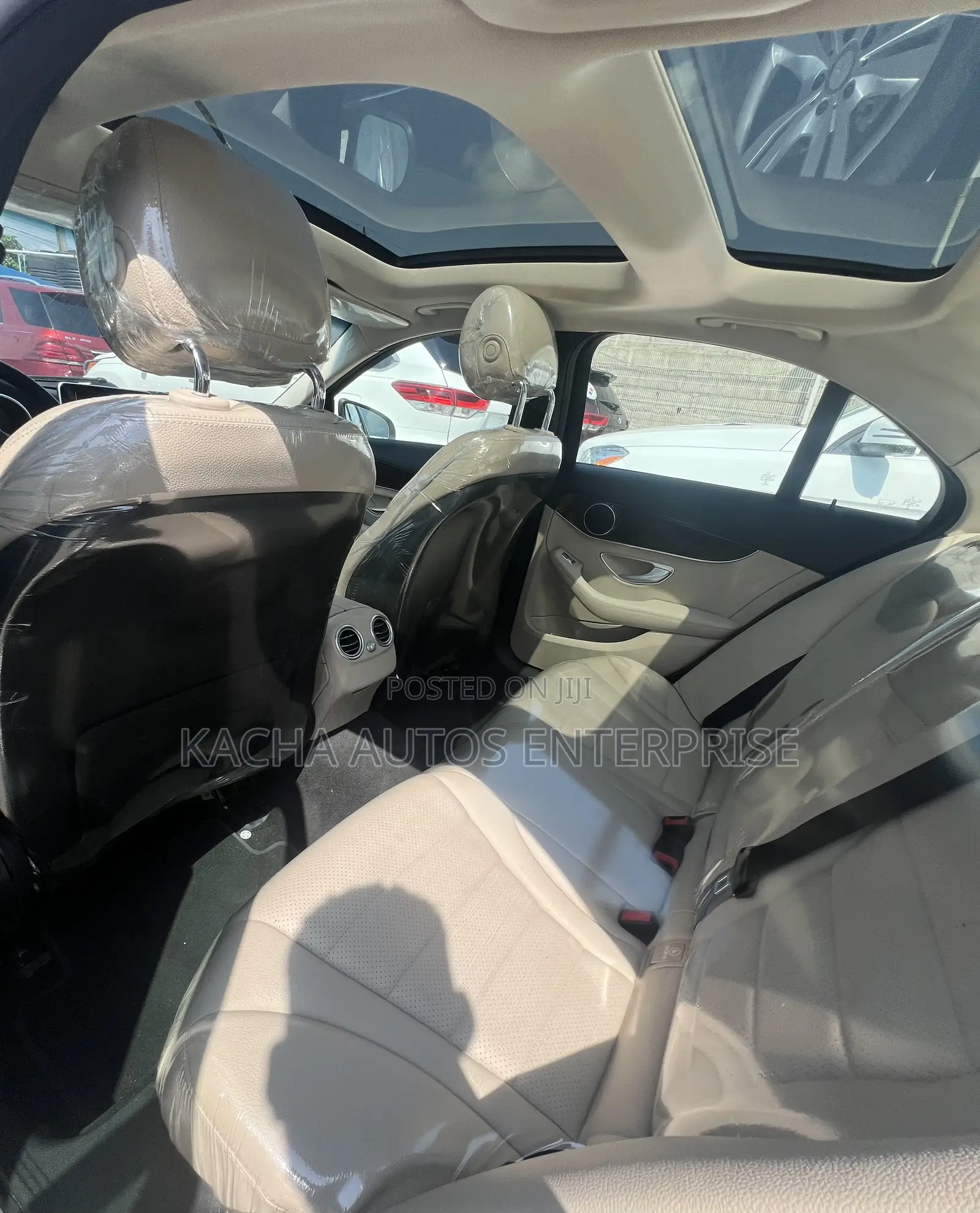 Mercedes-Benz C300 2017 White