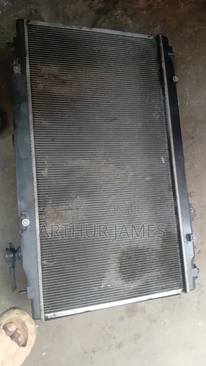 Radiator Toyota Avalon and ES350 2014