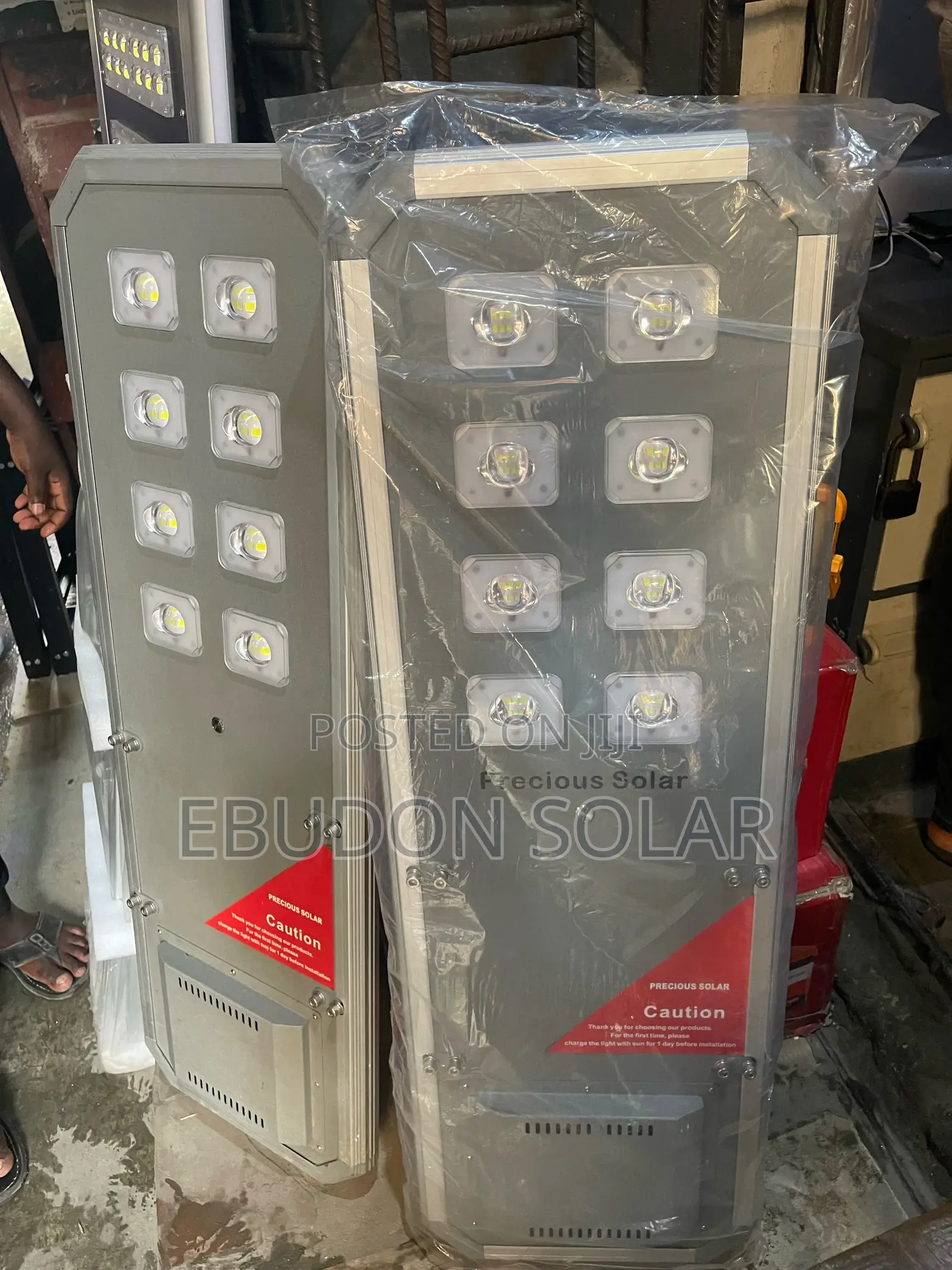 Solar Street Light Precious 8 Eyes D2