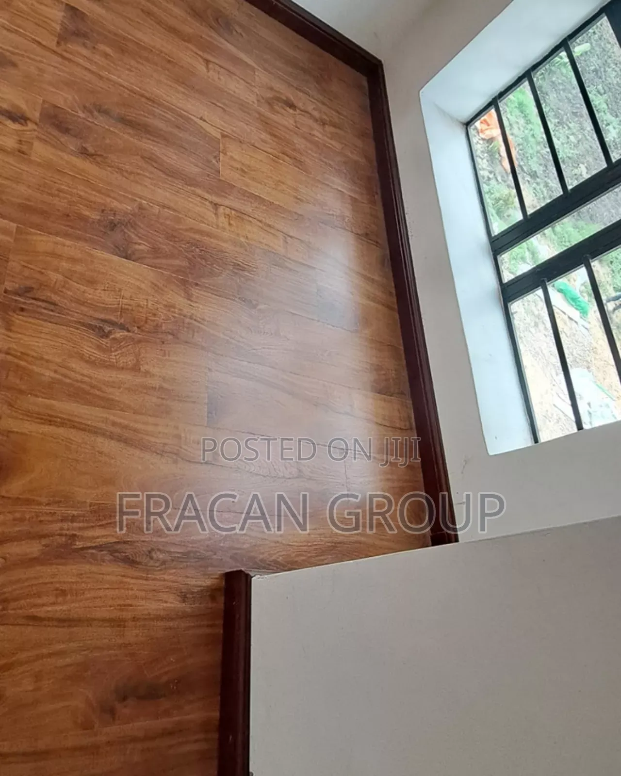 Vinyl Floor Woodlike Tile Cover
