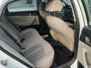 Hyundai Sonata SE 2017 White