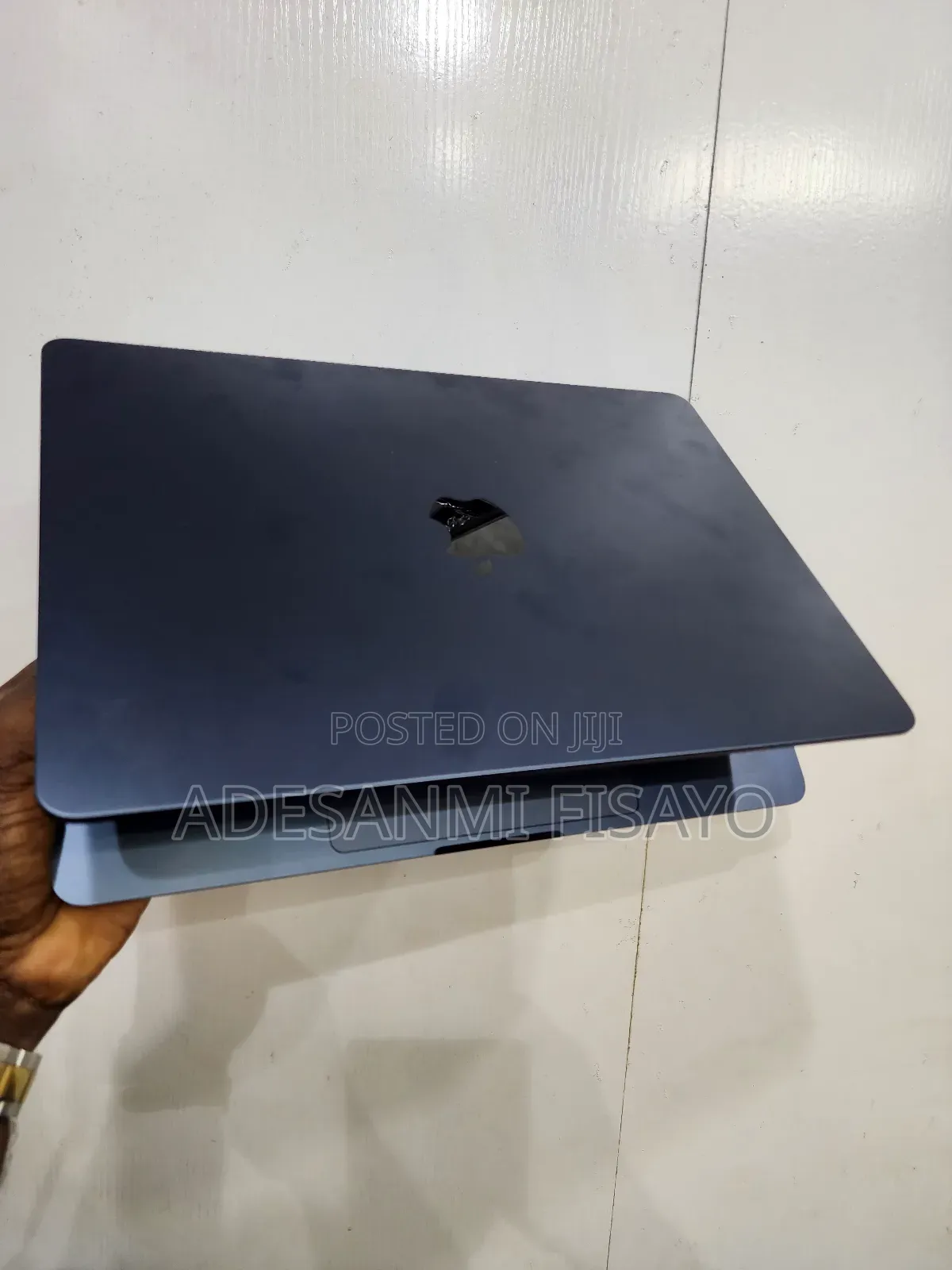 Laptop Apple MacBook Air 2022 M2 8GB Apple M2 SSD 256GB
