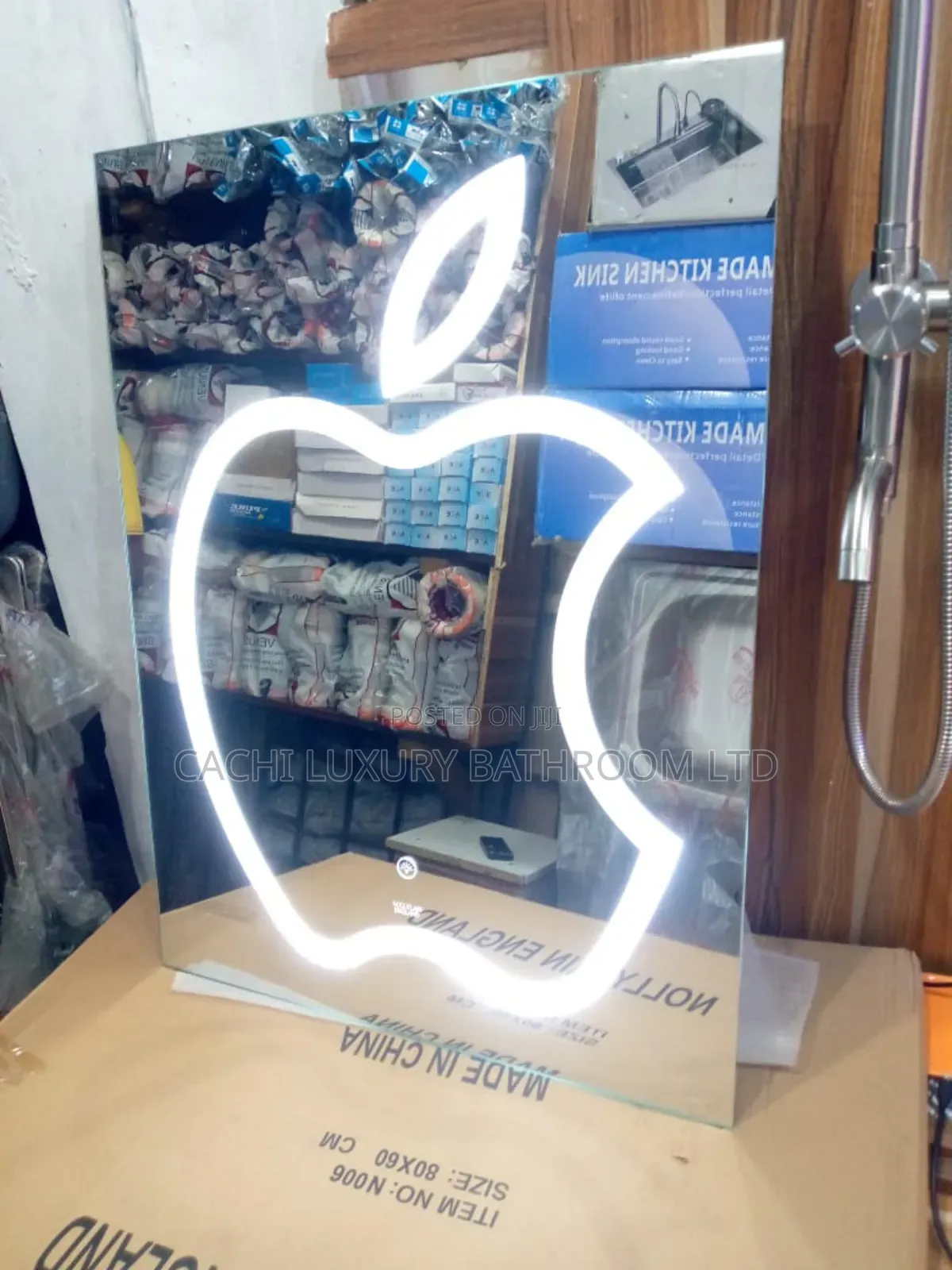 Single Light Mirror