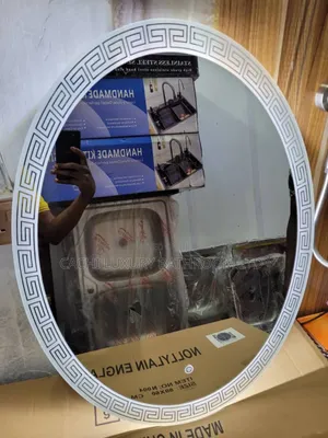 Single Light Mirror