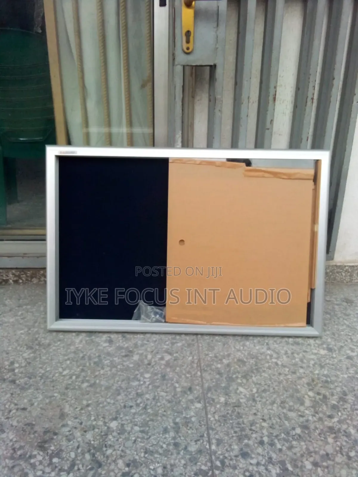 Lockable Notice Board 2ft by 3ft With Keys