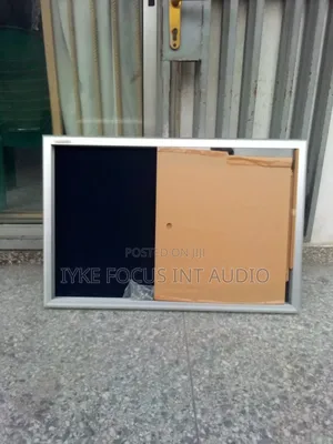 Lockable Notice Board 2ft by 3ft With Keys