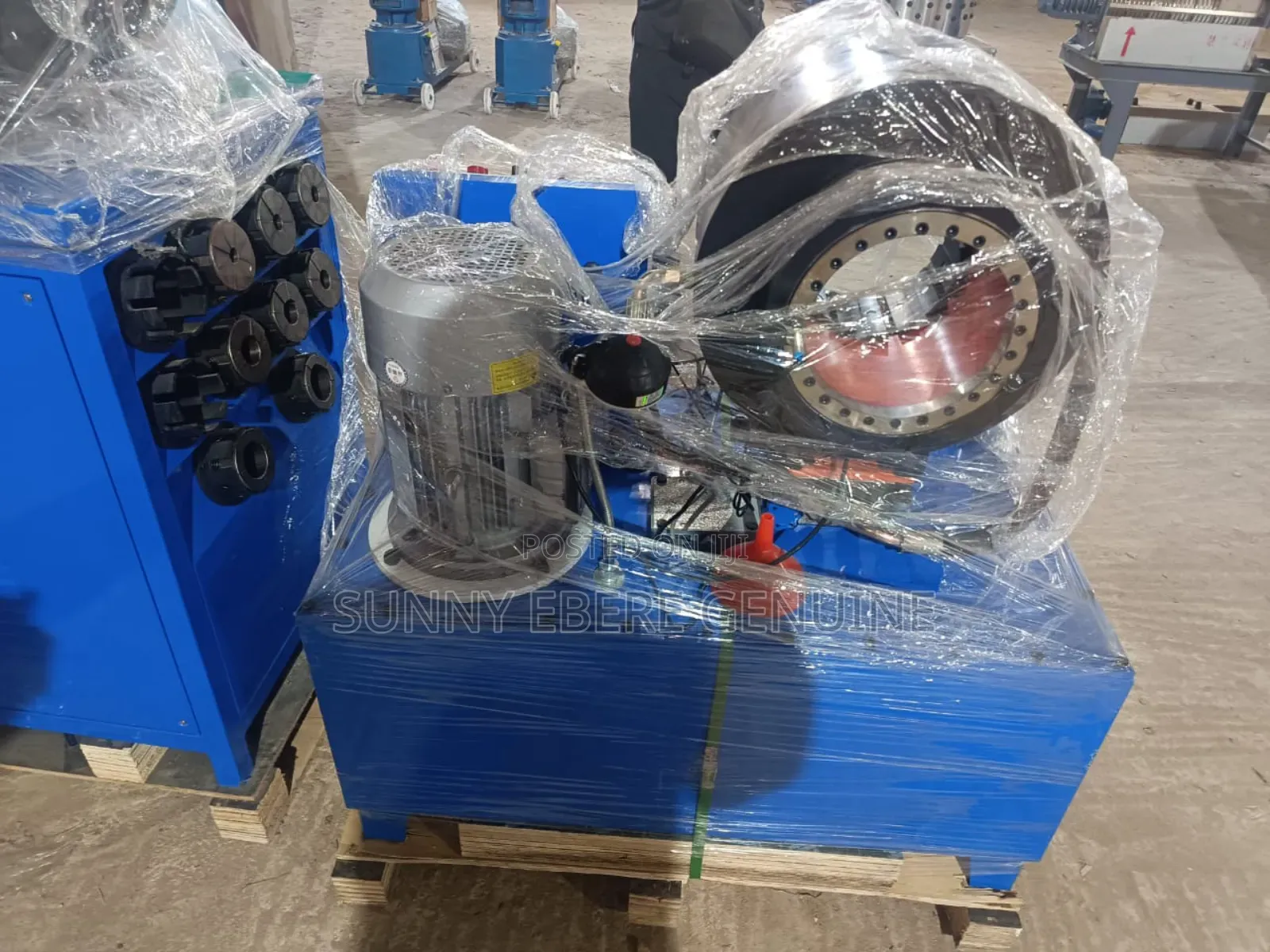 Hose Crimping Machine