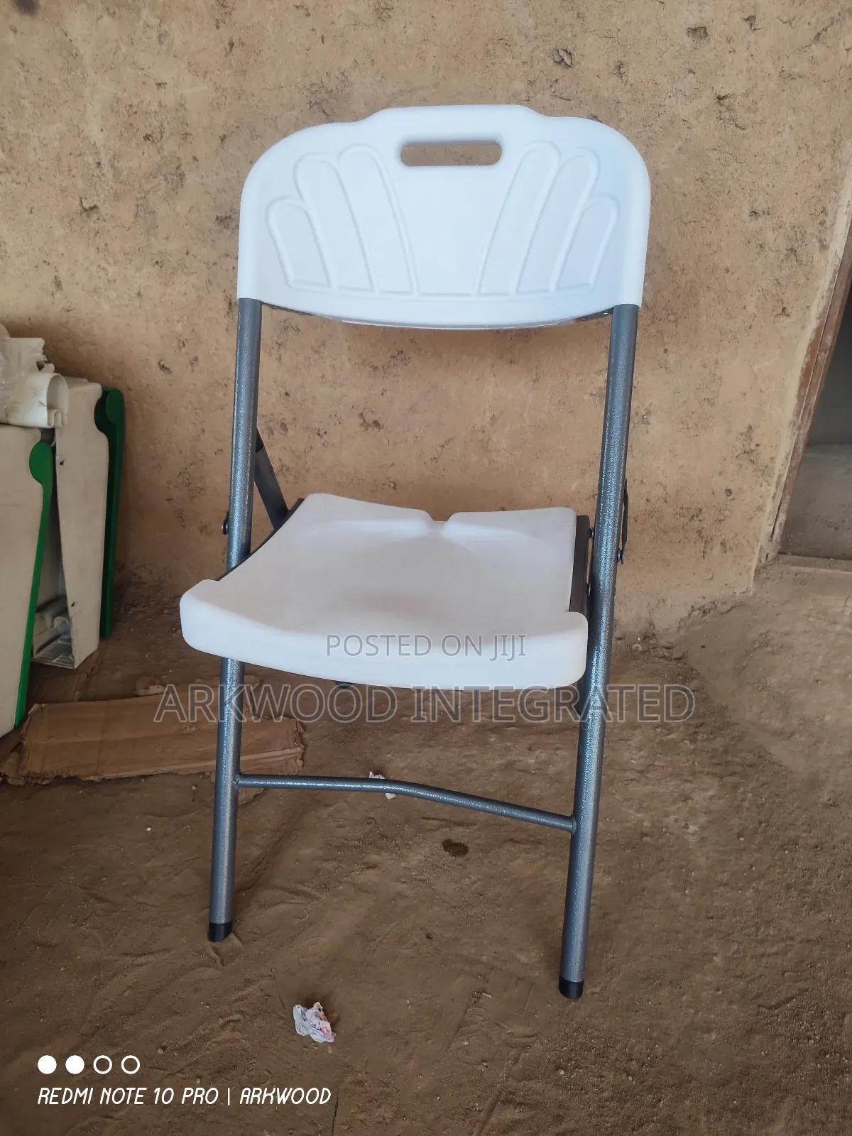 Foldable Metal Leg Plastic Chair